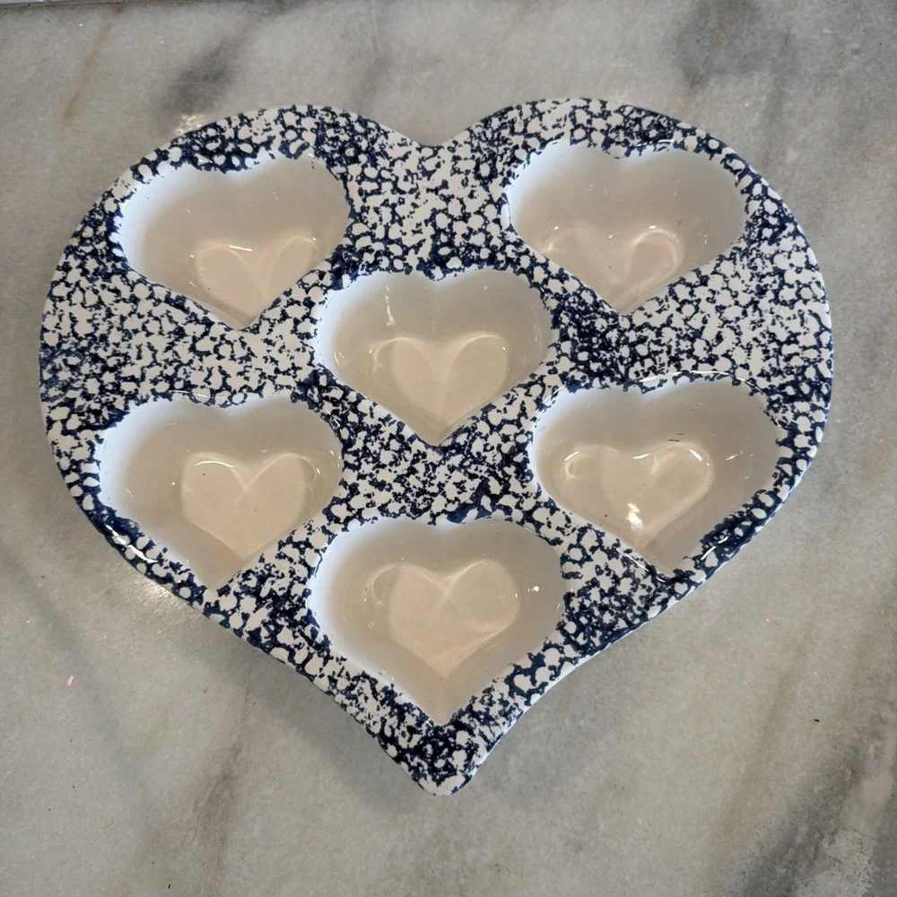 Vintage Heart Shaped Spongeware Stoneware Muffin Baking Dish 12
